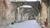 PICTURES/Mission San Jose - San Antonio/t_Artsy Arch Shot3.JPG